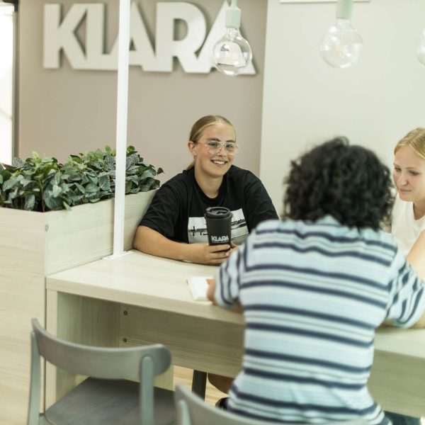 Elever umgas i skolans gemensamma lokaler